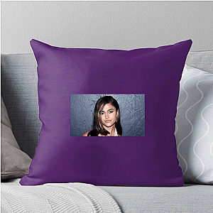 Rayna’s Calm Before the Kick Rayna Vallandingham Pillows Cover