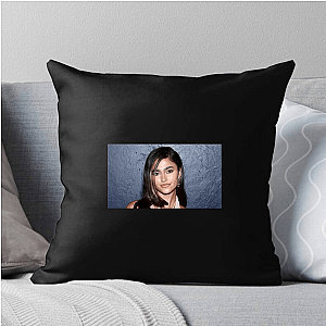 Rayna’s Calm Before the Kick Rayna Vallandingham Pillows Cover