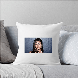 Rayna’s Calm Before the Kick Rayna Vallandingham Pillows Cover