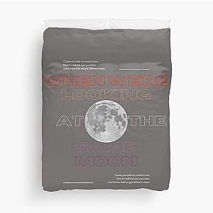 Reneé Rapp Moon Duvet Cover