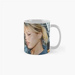 Reneé Rapp 2 Classic Mug