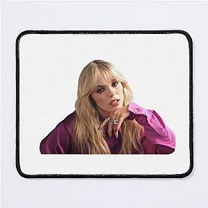 Reneé Rapp in Pink  Mouse Pad