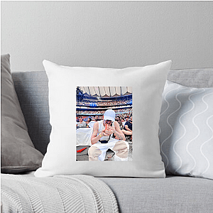 RickyEdit Tu Dosis Diaria De Risa Ricky Edit Pillows Cover