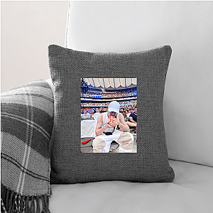 RickyEdit Tu Dosis Diaria De Risa Ricky Edit Pillows Cover
