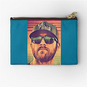 Riley Green                          (26) Zipper Pouch