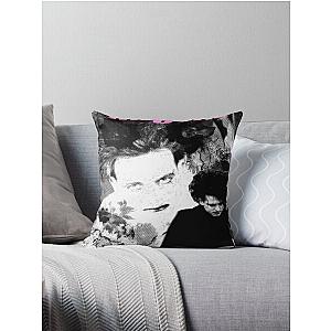 kure - Robert Smith Throw Pillow