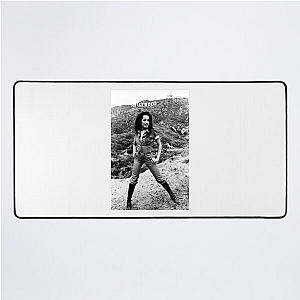Ronnie Spector Walking In The Rain Vibe Ronnie Spector Mouse Pads