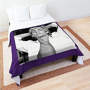 ross lynch   	 Comforter