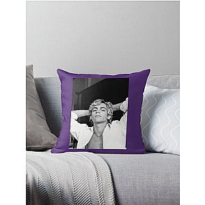 ross lynch   	 Throw Pillow