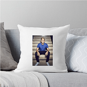 Russell Brings the Real Russell Howard Pillows Cover