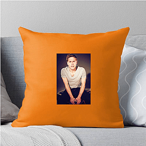 Russell Sees the Funny Russell Howard Pillows Cover