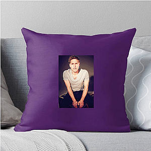 Russell Sees the Funny Russell Howard Pillows Cover