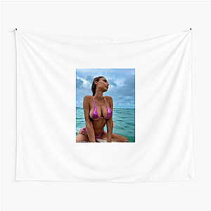 Desert Queen – Ray Edition Sahara Ray Tapestries