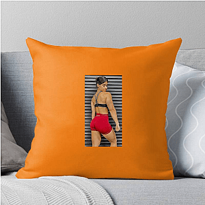 Motivation Driven Personality Sara Saffari Pillows Cover