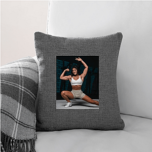 Digital Fitness Trendsetter Sara Saffari Pillows Cover