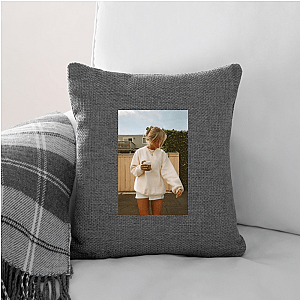 Sasha Morpeth Digital Fashion Muse Sasha Morpeth Pillows Cover