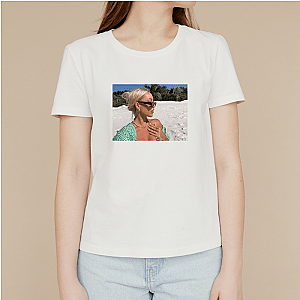 Sasha Morpeth Aesthetic Queen Sasha Morpeth T-Shirts