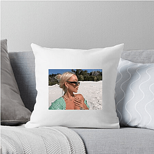 Sasha Morpeth Aesthetic Queen Sasha Morpeth Pillows Cover