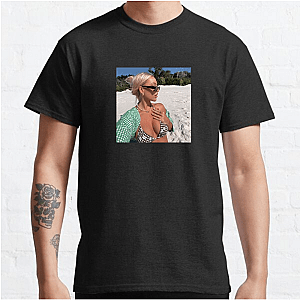 Sasha Morpeth Style Icon Sasha Morpeth T-Shirts