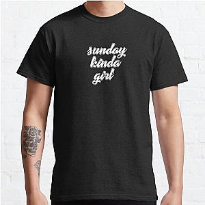 Sunday kinda girl Classic T-Shirt RB0701