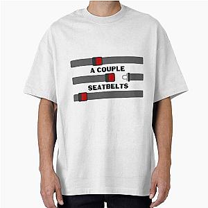 A couple oversized T-shirt