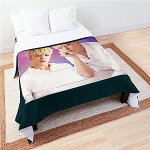 Vernon Seventeen  Comforter