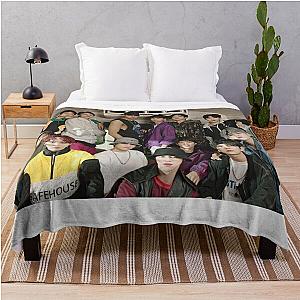 left and right seventeen n Throw Blanket