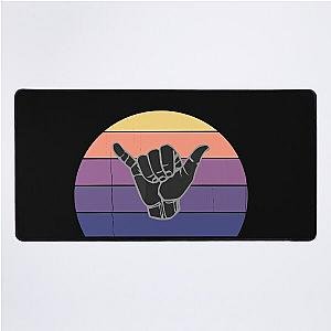 Retro Shaka Hand Sign Vintage Desktop Mat