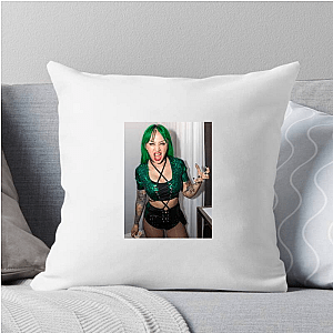 Green-Haired Rebel Shotzi Shotzi Pillows Cover