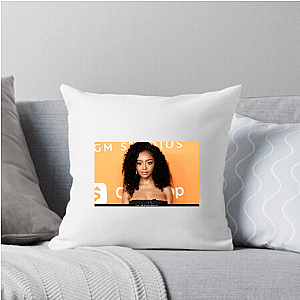 Skai Runs Her Era Skai Jackson Pillows Cover