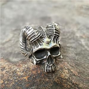 Unique Horned Devil Skull Rings