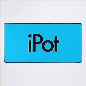iPot hamzah Desk Mat
