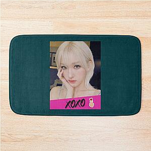 Jeon Somi Ennik Bath Mat