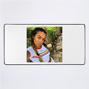 Sommer Ray Empowering Curves Sommer Ray Mouse Pads