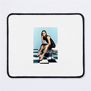 Fierce Flame – Sophie Skelton Sophie Skelton Mouse Pads