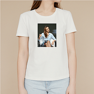 Skelton Stands Tall Sophie Skelton T-Shirts