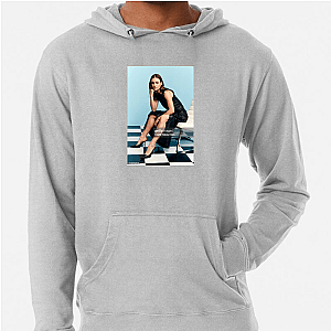Fierce Flame – Sophie Skelton Sophie Skelton Hoodies