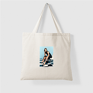 Fierce Flame – Sophie Skelton Sophie Skelton Bags