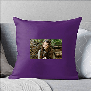 Skelton, Sharp & Stunning Sophie Skelton Pillows Cover
