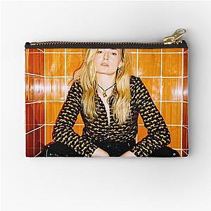 New Outtakes of Sophie Turner for 1883 Magazine Pouch