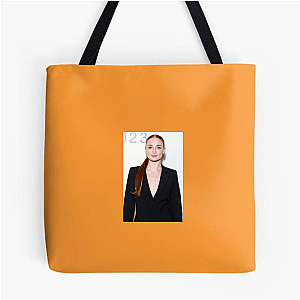 Queen Mode: Sophie Turner Sophie Turner Bags