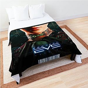 stellar blade video game Comforter