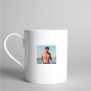 Doesn’t Quit Steve Cook Steve Cook Mugs