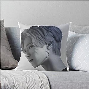 Han Jisung, Stray Kids Throw Pillow RB1608