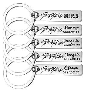 K-POP Stray Kids Keychain - Hip Hop Stainless Steel Rectangle Key Chain Keyring