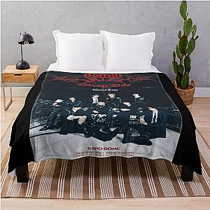 Stray Kids Blankets - DOMINATE ATE Exclusive Tour Image Blanket