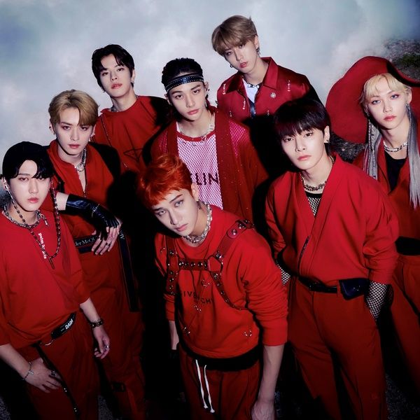 These movies—Minions, Star Wars, Jackass, Ultraman, Game of Thrones, or Bluey—cannot be missed by the Stray Kids band this year