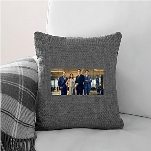 Winning in Style Suits La Pillows Cover