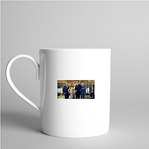 Winning in Style Suits La Mugs