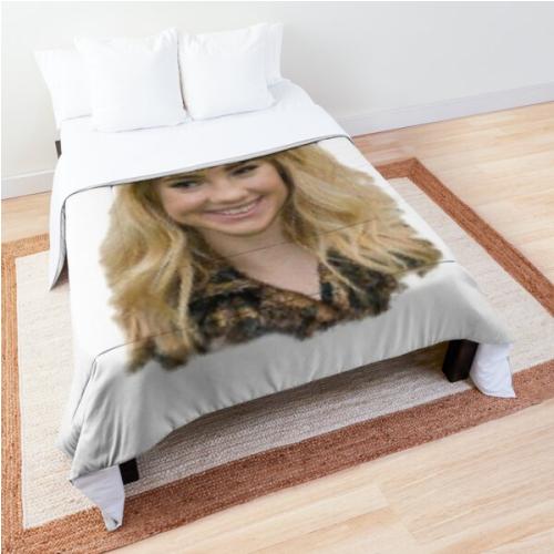 suki waterhouse                  Comforter